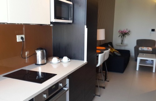 Amman Apartment | Home away from your home, Perfect for Couples,Walking distance to big malls