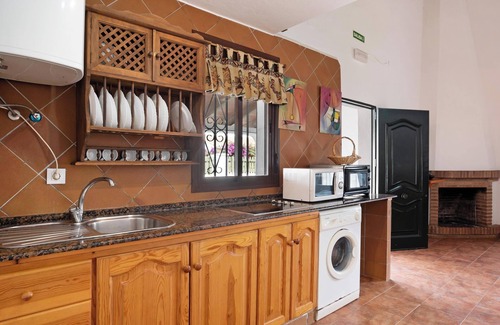 Zahora House | Home "Casa Miguelin 2" On the Beach with Spacious Terrace, Garden, Wi-Fi & A/C
