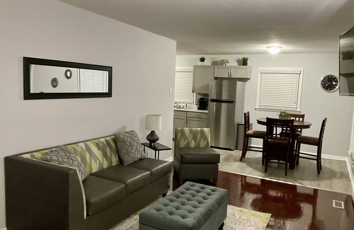 Greensboro House | Home Close to Downtown Greensboro and Universities