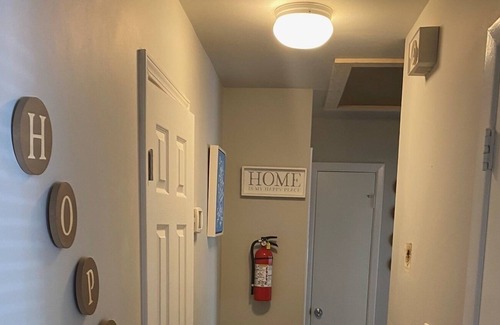 Smyrna House | Home close to Downtown Atlanta and Braves Stadium