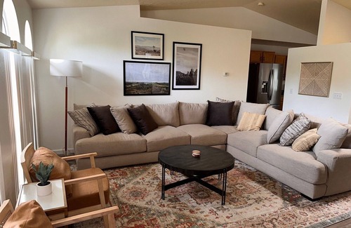 Prescott House | Home close to downtown with mountain views, deck, fenced backyard, & fast WiFi