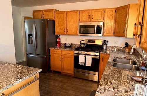 Prescott House | Home close to downtown with mountain views, deck, fenced backyard, & fast WiFi