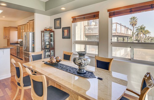 Thousand Oaks House | Home Close to Trails & Shopping in Thousand Oaks!
