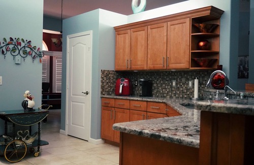 Port Saint Lucie House | Home Feel with a Vacation Ambience