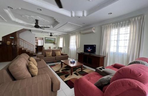 Bandar Baru Bangi House | Home in Bandar Baru Bangi