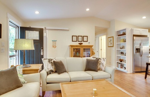 The Old Commons House | Home in Beaufort Historic District w/Private Yard
