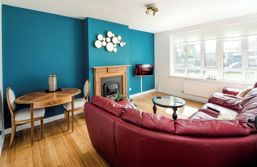 Highbury Apartment | Home in Highbury & Islington near Emirates Stadium