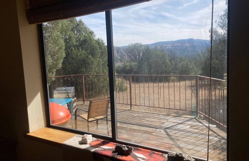 Silver City House | HOME IN HOT SPRINGS!