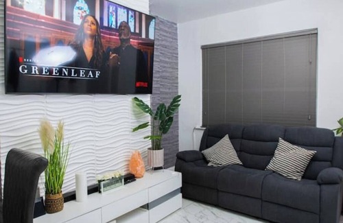 Manchester House | Home in Manchester