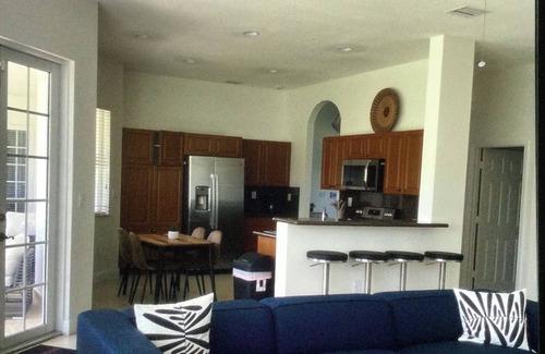 Goulds House | Home in Miami.n4 beds 2.5 baths nSpacious and comfortable, in a very quiet area.