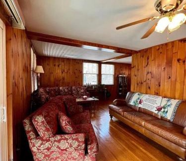 Newland Villa | Home in Newland