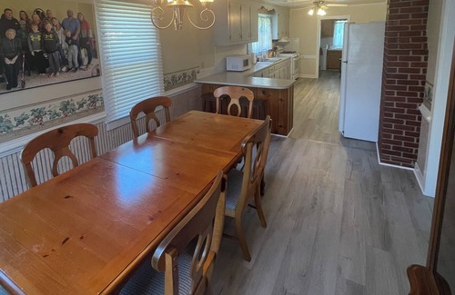 Wanchese House | Home in Wanchese minutes from great fishing and OBX beaches.