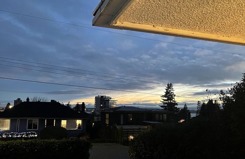 Dundarave House | Home in West Vancouver