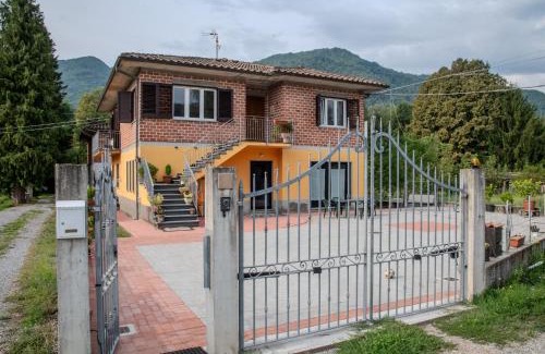 Ghivizzano House | Home Mate