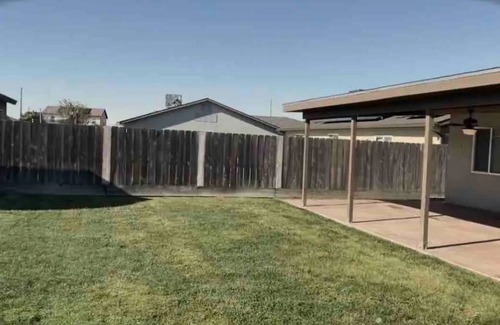 Visalia House | Home near central Visalia