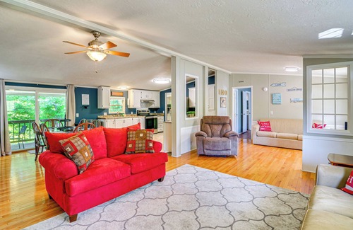 Byrdstown House | Home Near Dale Hollow Lake: Deck & Fire Pit