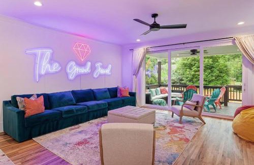 Southwest Raleigh House | Home Near Lenovo Center and Carter Finley
