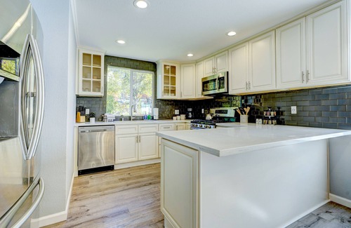 Santa Rosa House | Home near Sonoma & Calistoga in heart of Wine Country