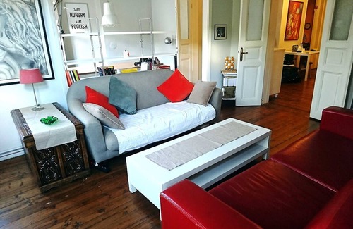 Taksim Apartment | Home ★ Office with Excellent Location in Cihangir, Taksim, İstanbul