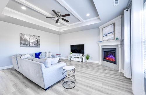 Bentonville House | Home on the Hill 8 Mi to Bentonville City Square