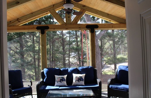 Mill Spring House | Home on the Ridge- 5 Minutes from TIEC with RV Hookup availability