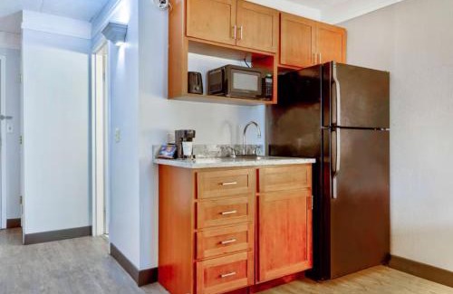 Bartlesville Hotel | Home Place Suites
