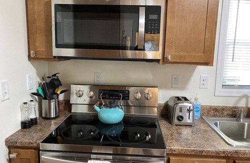 Racine House | Home Run! Pro Cleaned, Self Check In Sleeps 12