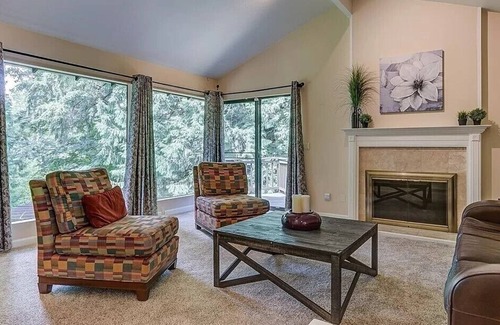 Issaquah Villa | Home Sweet Home