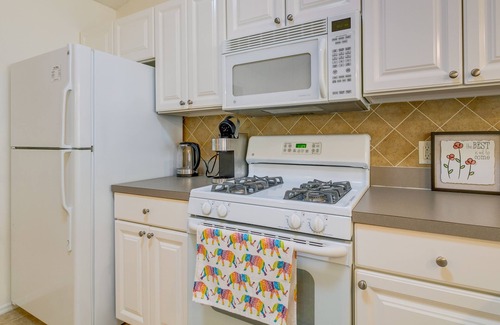 Caroline Cottage | Home w/Pool + Pickleball Access in The Villages!
