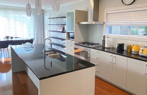 Gulf Harbour House | Home with Marina Views