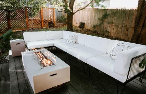 Downtown House | Home with Outdoor Oasis in Downtown Raleigh!