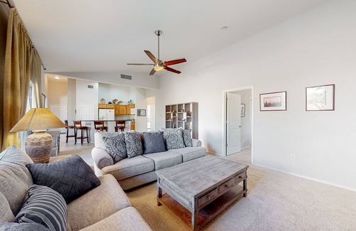 Marana House | Home with private outdoor space, grill, central AC, & washer/dryer