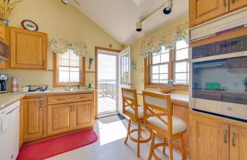 North Truro House | Home with Stunning Views in North Truro!