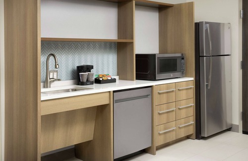 West San Antonio Hotel | Home2 Suites by Hilton San Antonio Lackland/Sea World, TX
