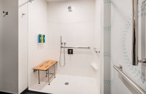 Downtown Denver Hotel | Home2 Suites by Hilton Denver Downtown Convention Center