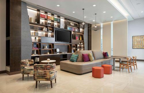 Downtown Denver Hotel | Home2 Suites By Hilton Denver Downtown Convention Center