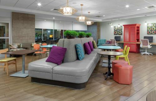 Terry Sanford Hotel | Home2 Suites by Hilton Fayetteville Fort Bragg