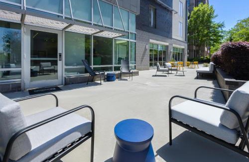 Greenville Downtown Hotel | Home2 Suites by Hilton Greenville Downtown