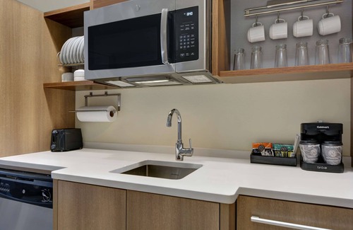 Upper Grand Lagoon Hotel | Home2 Suites by Hilton Panama City Beach, FL