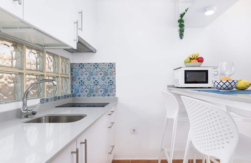 Bahia Calma Apartment | Home2Book Aloha Palm