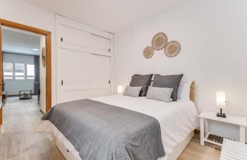 La Garita Apartment | Home2Book Chic Apartment Near The Sea, La Garita