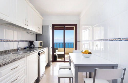 Radazul Apartment | Home2Book Comfy Apartment With Ocean Views Radazul