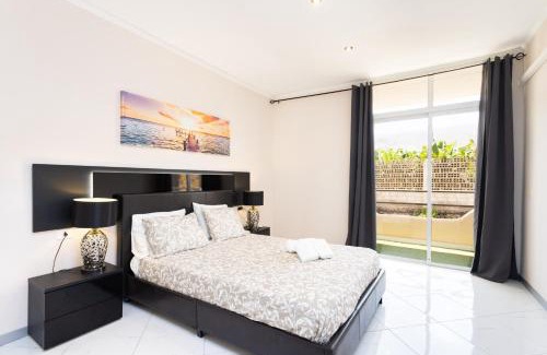 Playa Paraiso Apartment | Home2Book Cute Apartment with Pool, Callao Salvaje