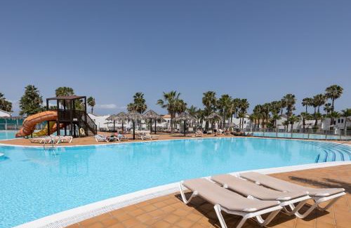 Corralejo Apartment | Home2Book Duna Sunset Apartment, Pool & Terrace