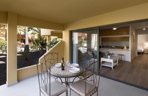 Corralejo Apartment | Home2Book Pool & Tennis Court Cozy Apt, Corralejo