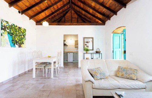 Llano del Moro Ski Chalet | Home2Book Rural House with Private Pool & BBQ