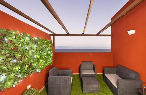Puerto de Guimar Apartment | Home2Book Sea Front Duplex Terrace Pool