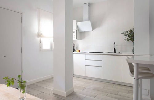 San Carlos-Tartessos Apartment | Home2Book Stylish Urban Escape, SevillaLegacy