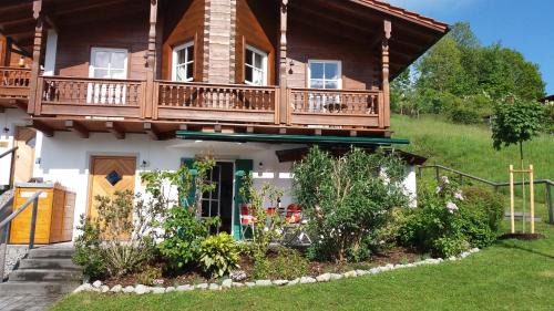 Haarbach Apartment | HOME4GOLF Uttlau