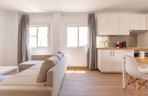 El Ejido Apartment | HOMEABOUT LA MERCED APARTMENT 23 (1BR 1BT)
